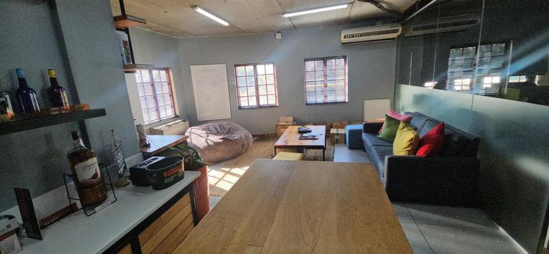 To Let Commercial Property for Rent in Randjespark Gauteng