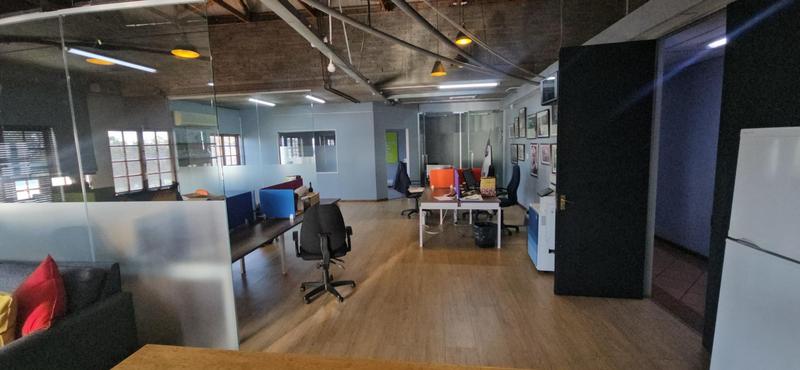 To Let Commercial Property for Rent in Randjespark Gauteng