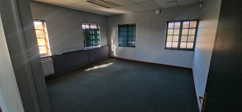 To Let Commercial Property for Rent in Randjespark Gauteng
