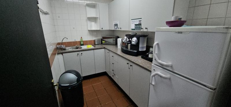 To Let Commercial Property for Rent in Randjespark Gauteng