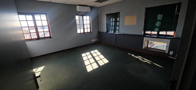 To Let Commercial Property for Rent in Randjespark Gauteng