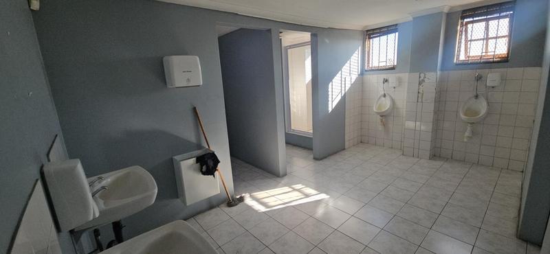 To Let Commercial Property for Rent in Randjespark Gauteng