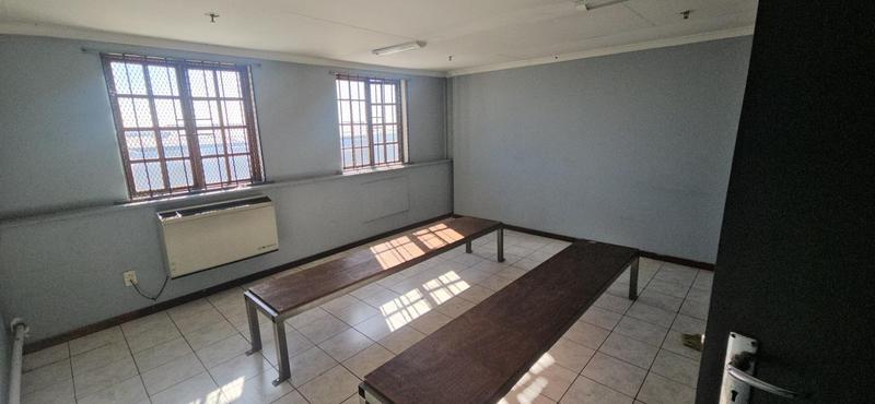 To Let Commercial Property for Rent in Randjespark Gauteng