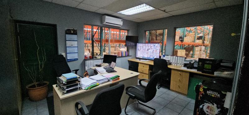 To Let Commercial Property for Rent in Randjespark Gauteng