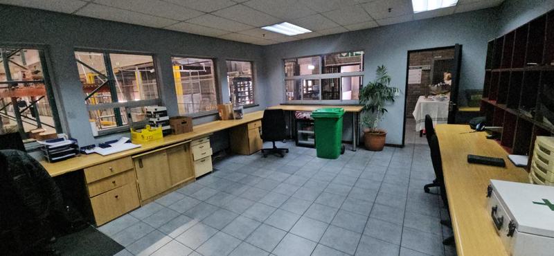 To Let Commercial Property for Rent in Randjespark Gauteng