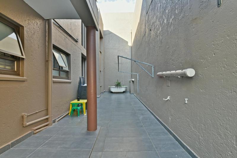 3 Bedroom Property for Sale in Bassonia Gauteng