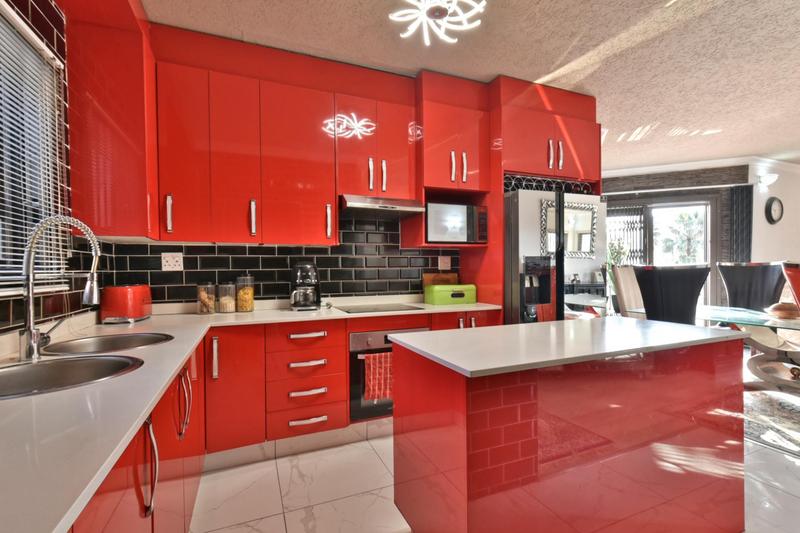 3 Bedroom Property for Sale in Bassonia Gauteng
