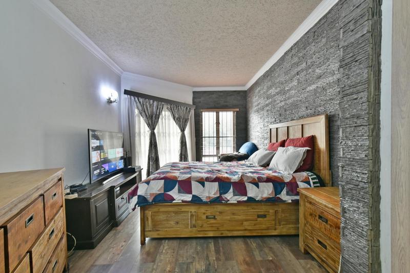 3 Bedroom Property for Sale in Bassonia Gauteng