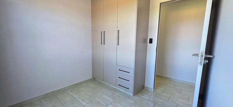 To Let 3 Bedroom Property for Rent in Honingklip A H Gauteng