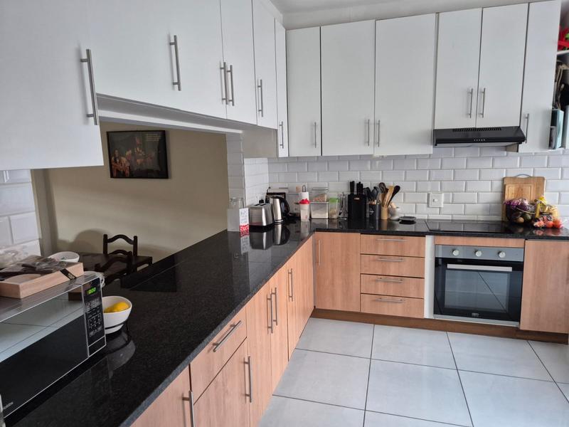 To Let 3 Bedroom Property for Rent in Hyde Park Gauteng