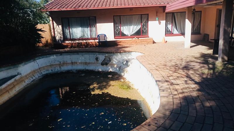 To Let 4 Bedroom Property for Rent in Albemarle Gauteng