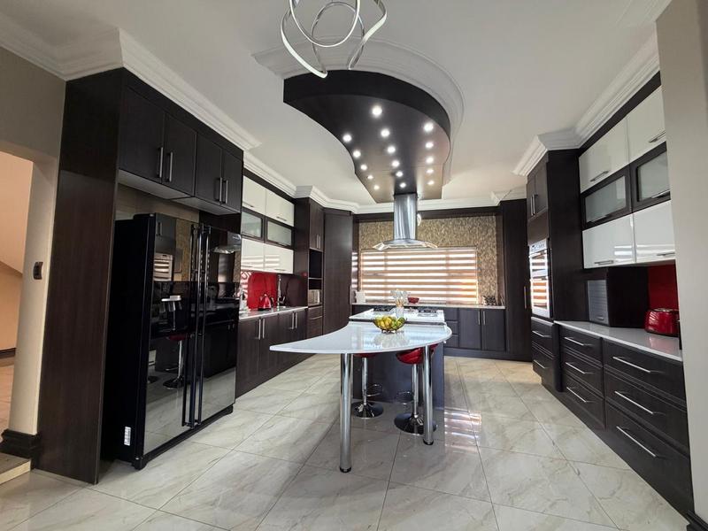 4 Bedroom Property for Sale in Blue Valley Golf Estate Gauteng