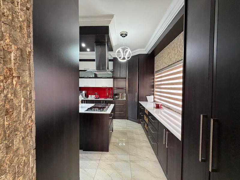 4 Bedroom Property for Sale in Blue Valley Golf Estate Gauteng