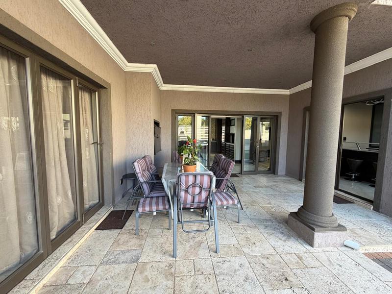 4 Bedroom Property for Sale in Blue Valley Golf Estate Gauteng