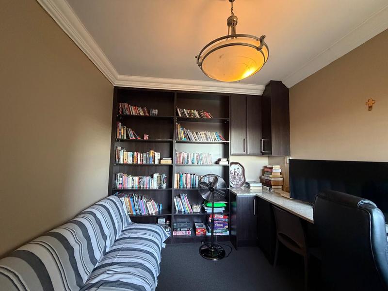 4 Bedroom Property for Sale in Blue Valley Golf Estate Gauteng