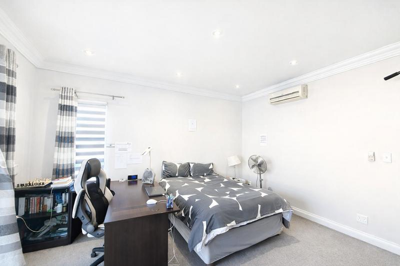 4 Bedroom Property for Sale in Blue Valley Golf Estate Gauteng
