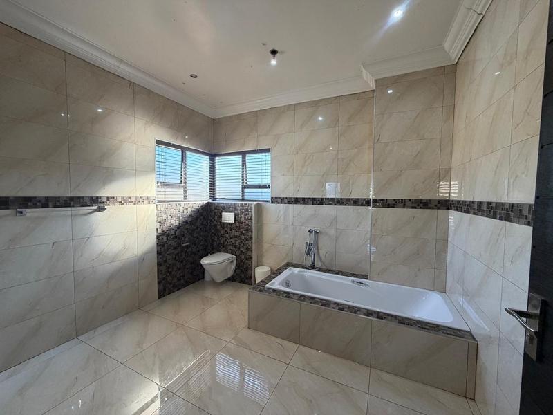 4 Bedroom Property for Sale in Blue Valley Golf Estate Gauteng