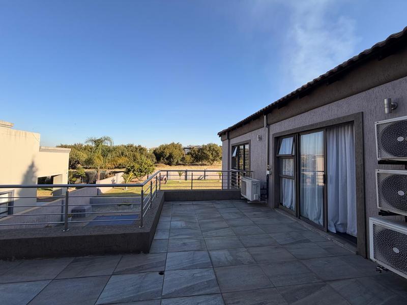 4 Bedroom Property for Sale in Blue Valley Golf Estate Gauteng
