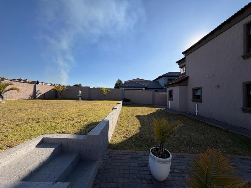 4 Bedroom Property for Sale in Blue Valley Golf Estate Gauteng