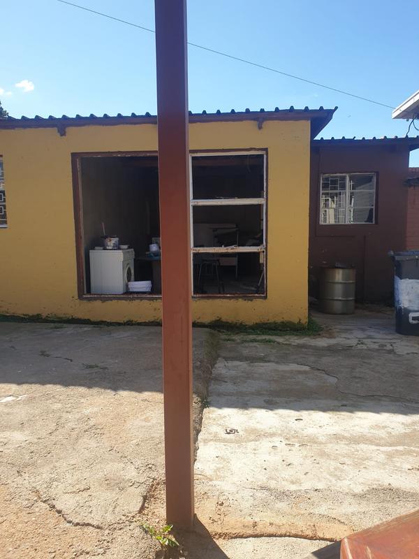 2 Bedroom Property for Sale in South Hills Gauteng
