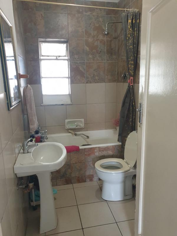 2 Bedroom Property for Sale in South Hills Gauteng