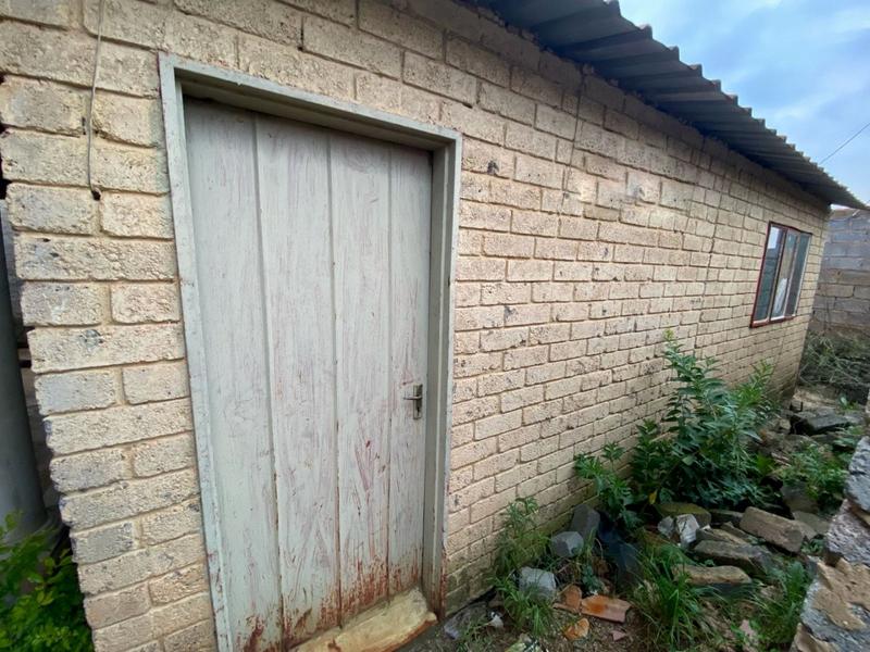 2 Bedroom Property for Sale in Tshepisong Gauteng