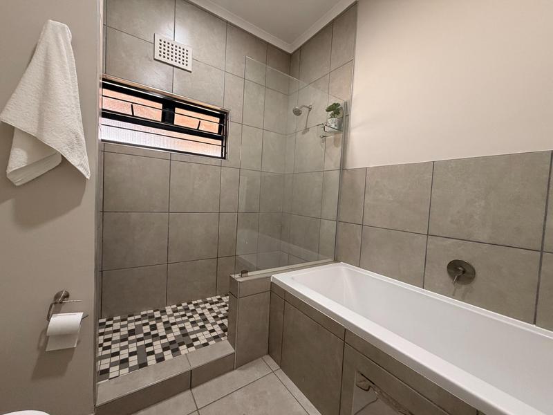 2 Bedroom Property for Sale in Rietvalleirand Gauteng