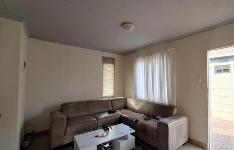 3 Bedroom Property for Sale in Albertsdal Gauteng