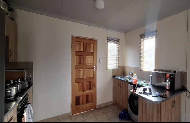 3 Bedroom Property for Sale in Albertsdal Gauteng