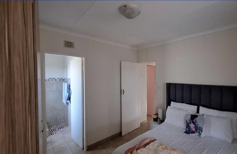 3 Bedroom Property for Sale in Albertsdal Gauteng