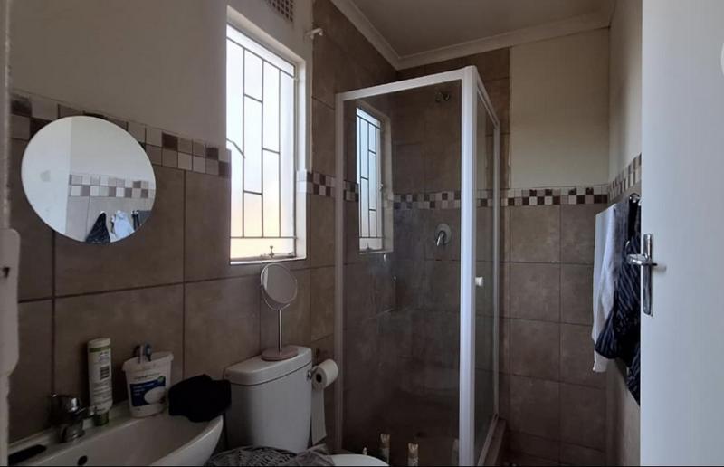 3 Bedroom Property for Sale in Albertsdal Gauteng