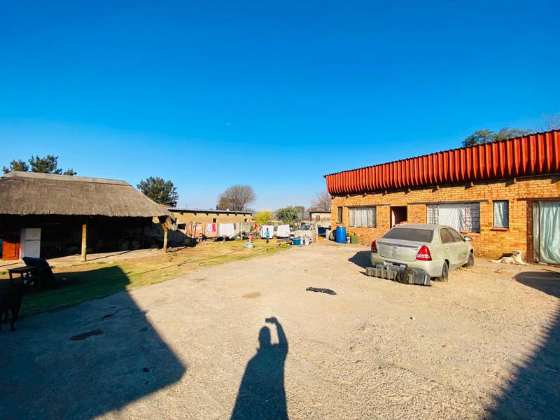 18 Bedroom Property for Sale in Delville Gauteng