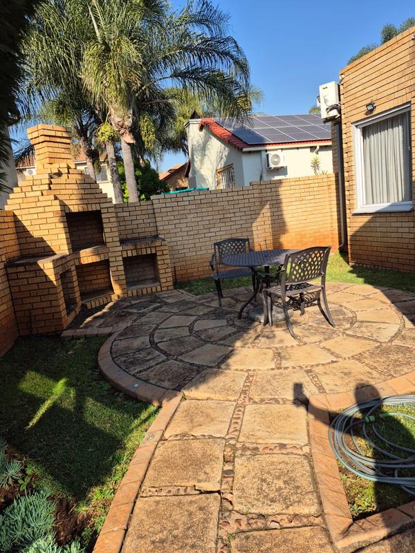 3 Bedroom Property for Sale in Eldoraigne Gauteng