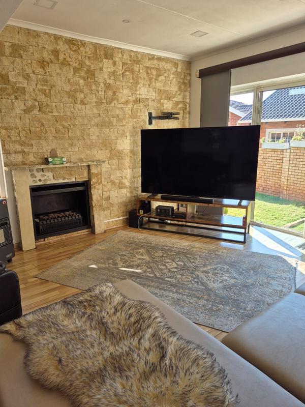 3 Bedroom Property for Sale in Eldoraigne Gauteng