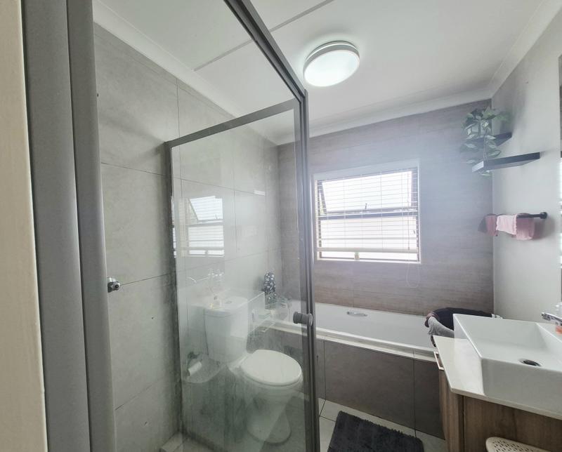 3 Bedroom Property for Sale in Modderfontein Gauteng