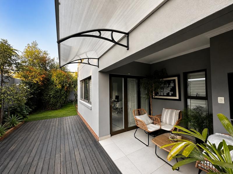 To Let 4 Bedroom Property for Rent in Bryanston Gauteng