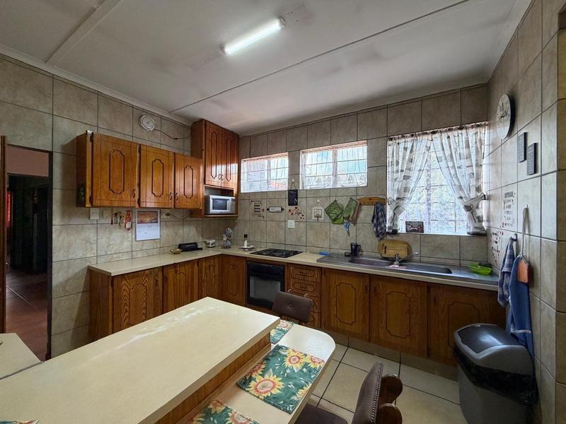 3 Bedroom Property for Sale in Vanderbijlpark CW 5 Gauteng