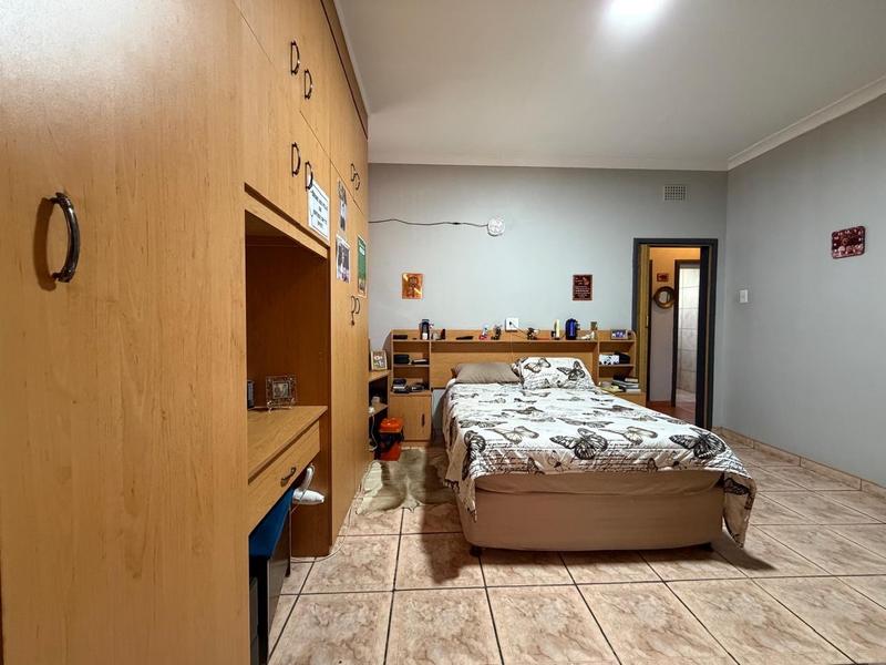 3 Bedroom Property for Sale in Vanderbijlpark CW 5 Gauteng