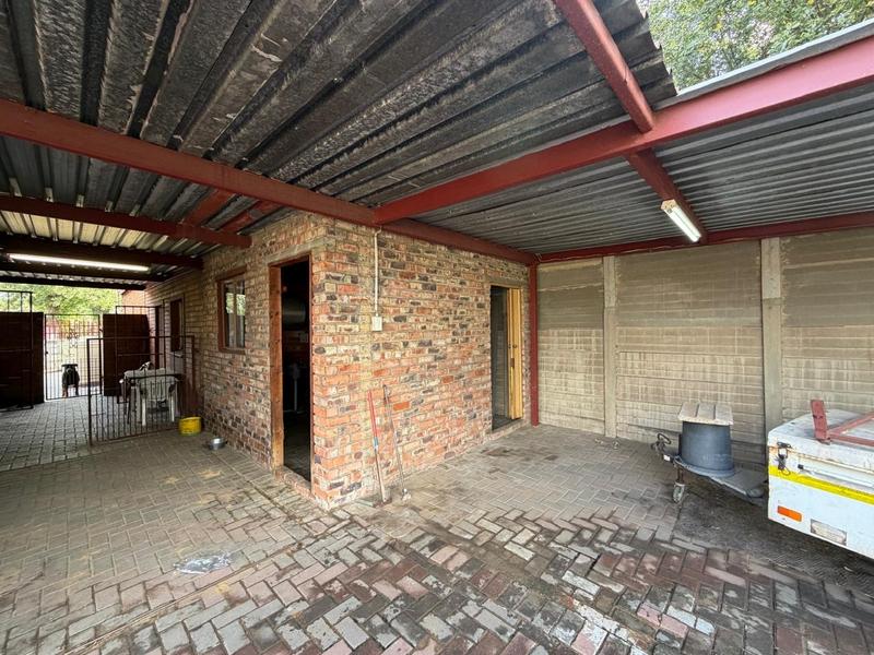 3 Bedroom Property for Sale in Vanderbijlpark CW 5 Gauteng
