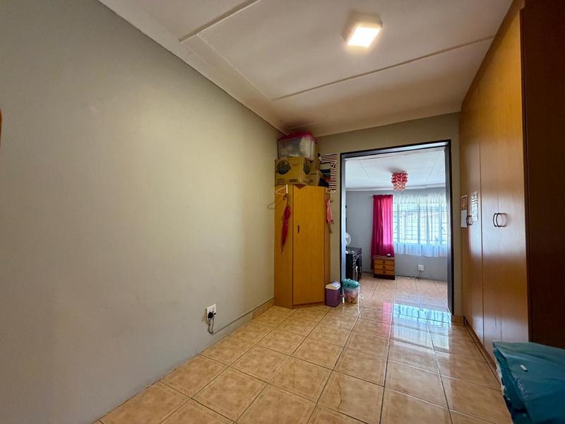 3 Bedroom Property for Sale in Vanderbijlpark CW 5 Gauteng