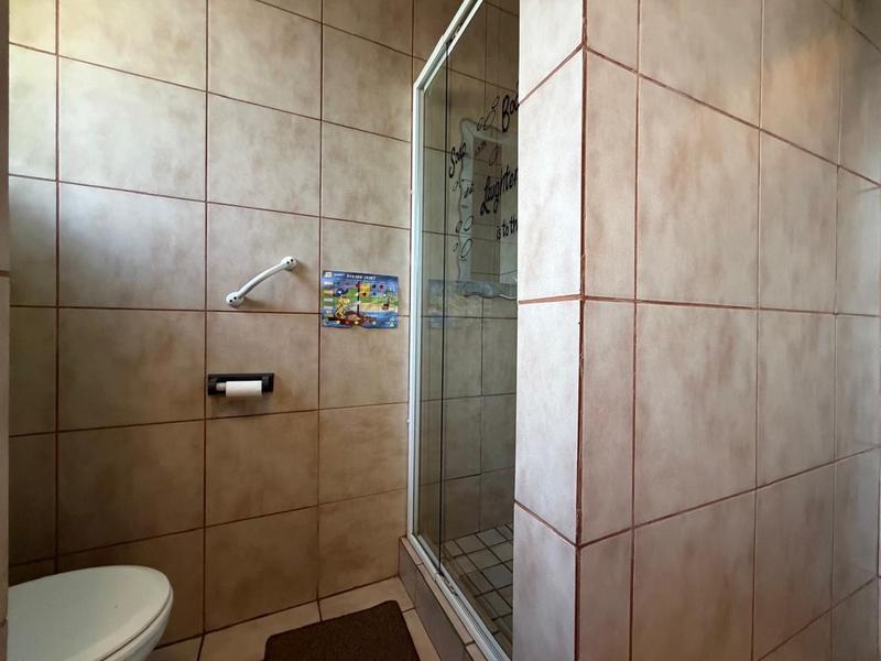 3 Bedroom Property for Sale in Vanderbijlpark CW 5 Gauteng