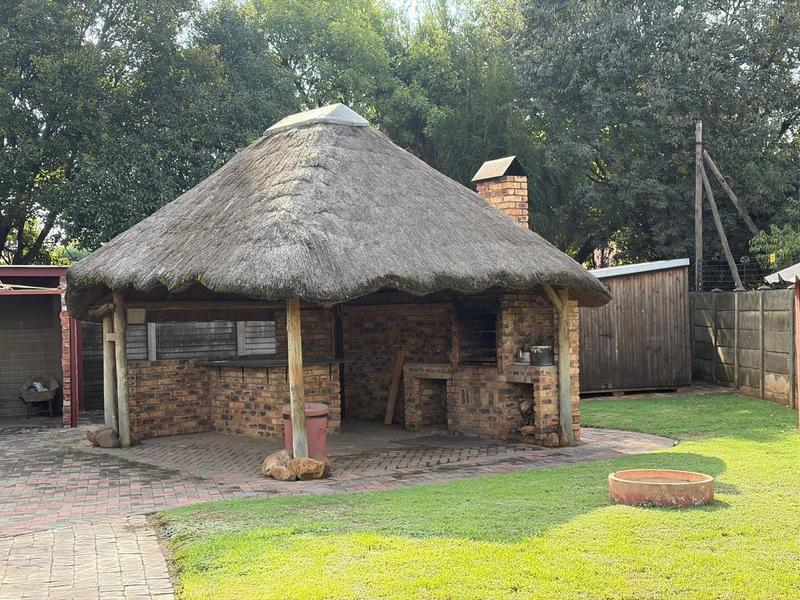 3 Bedroom Property for Sale in Vanderbijlpark CW 5 Gauteng