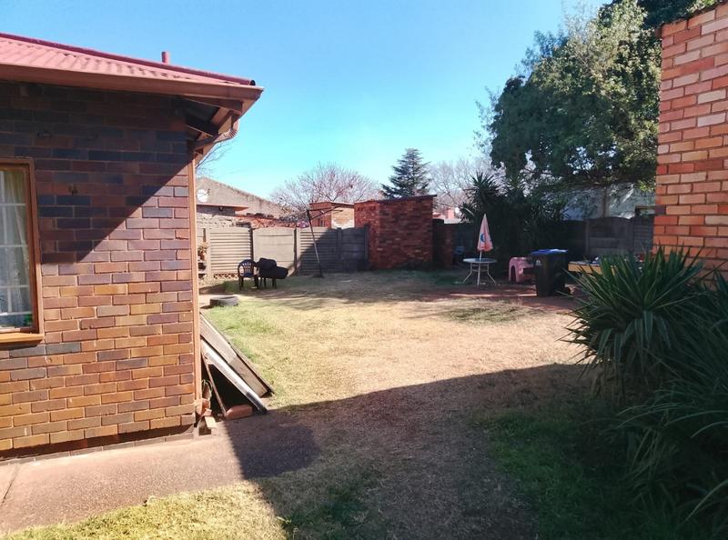 3 Bedroom Property for Sale in Vanderbijlpark Cw 6 Gauteng
