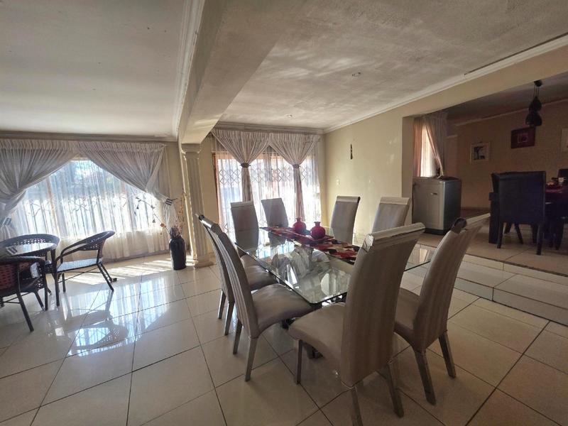 3 Bedroom Property for Sale in Dawn Park Gauteng