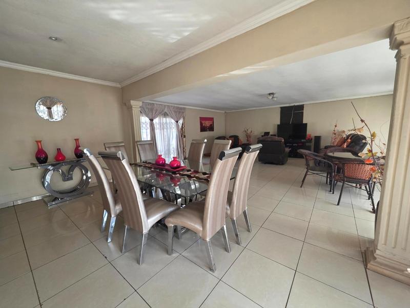 3 Bedroom Property for Sale in Dawn Park Gauteng