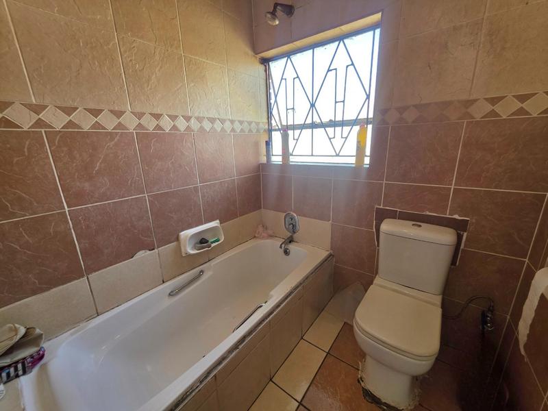 3 Bedroom Property for Sale in Dawn Park Gauteng