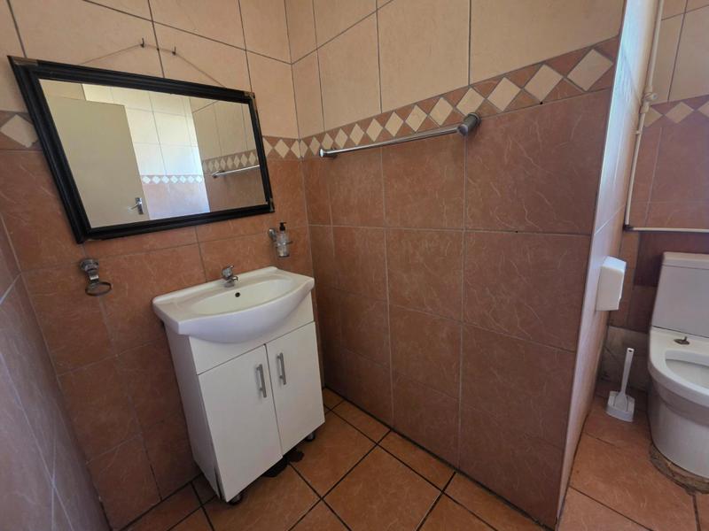 3 Bedroom Property for Sale in Dawn Park Gauteng