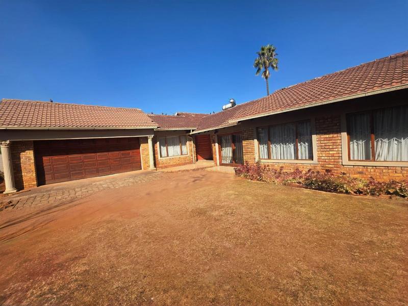 3 Bedroom Property for Sale in Dawn Park Gauteng