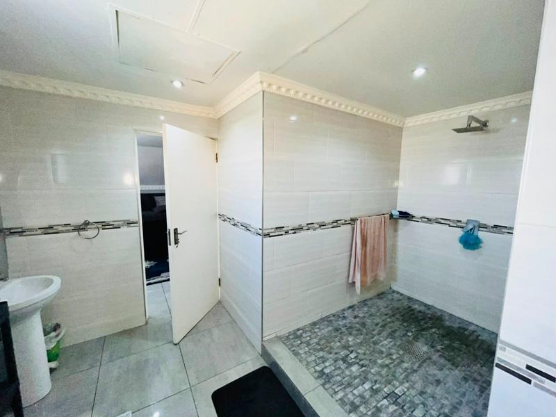 3 Bedroom Property for Sale in Carlswald Gauteng