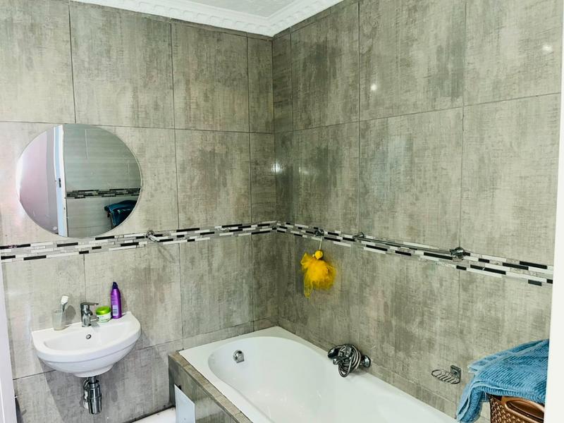 3 Bedroom Property for Sale in Carlswald Gauteng